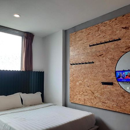 Comma Hotel Bandar Saujana Putra Exteriér fotografie