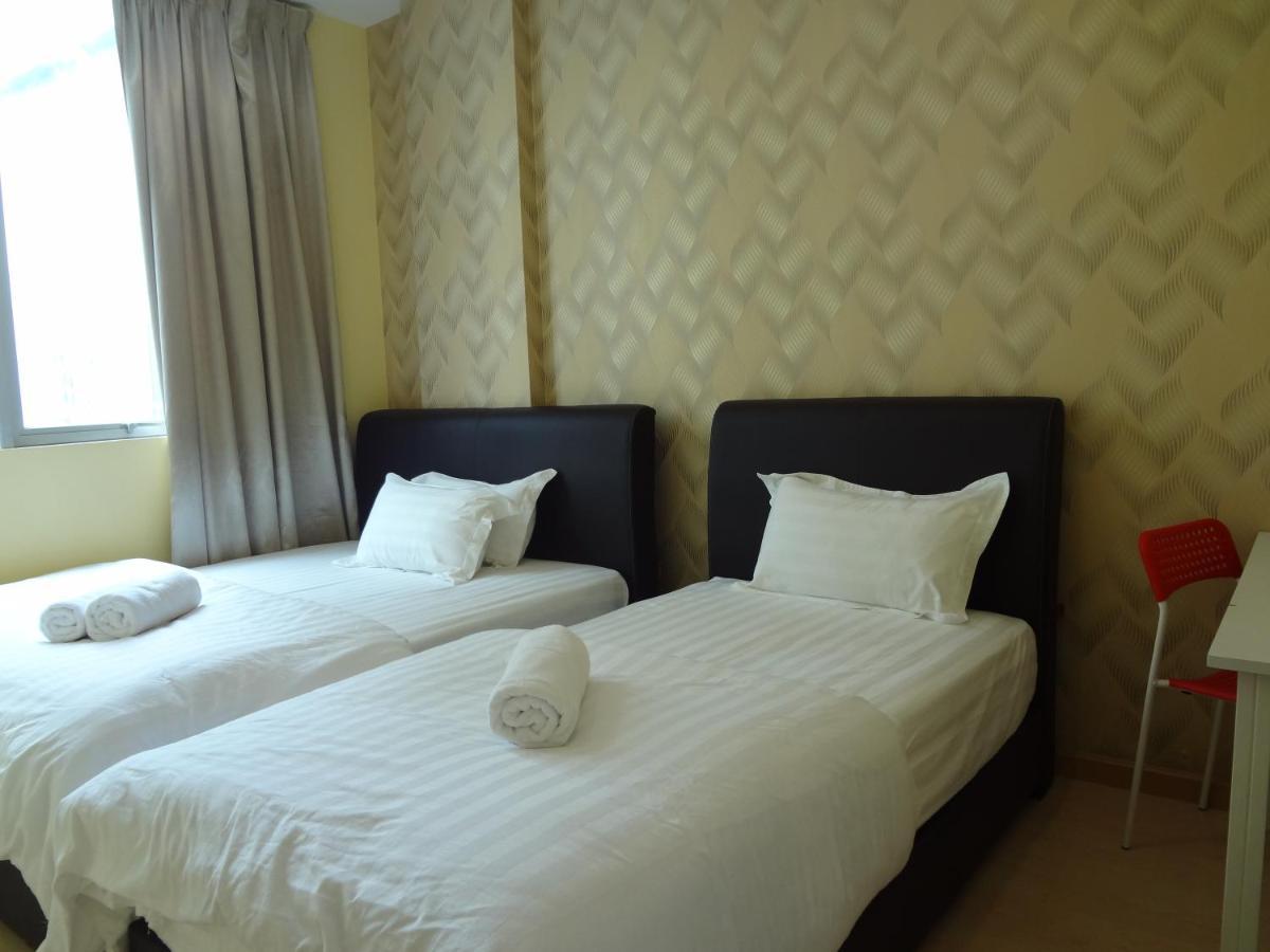 Comma Hotel Bandar Saujana Putra Exteriér fotografie