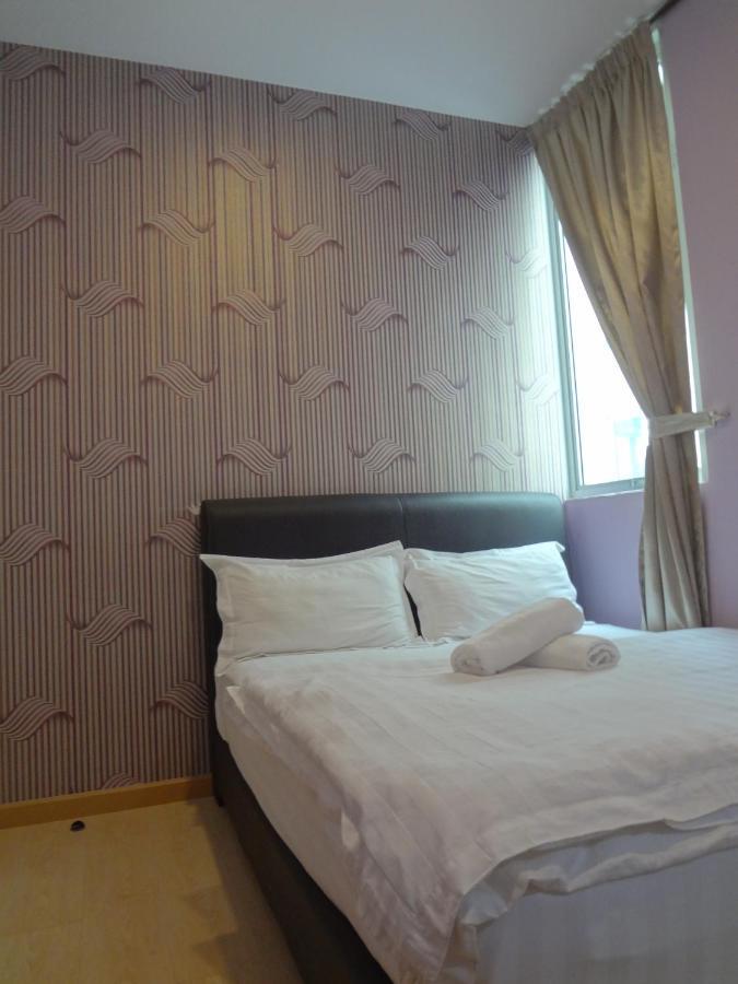 Comma Hotel Bandar Saujana Putra Exteriér fotografie