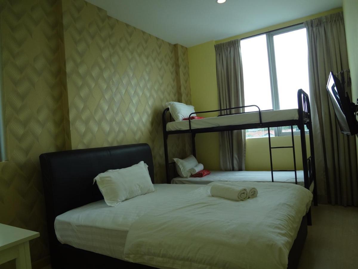 Comma Hotel Bandar Saujana Putra Exteriér fotografie