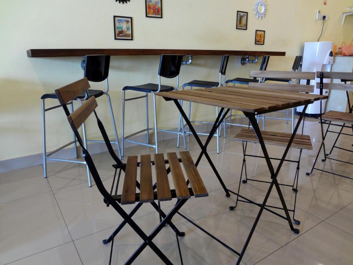 Comma Hotel Bandar Saujana Putra Exteriér fotografie