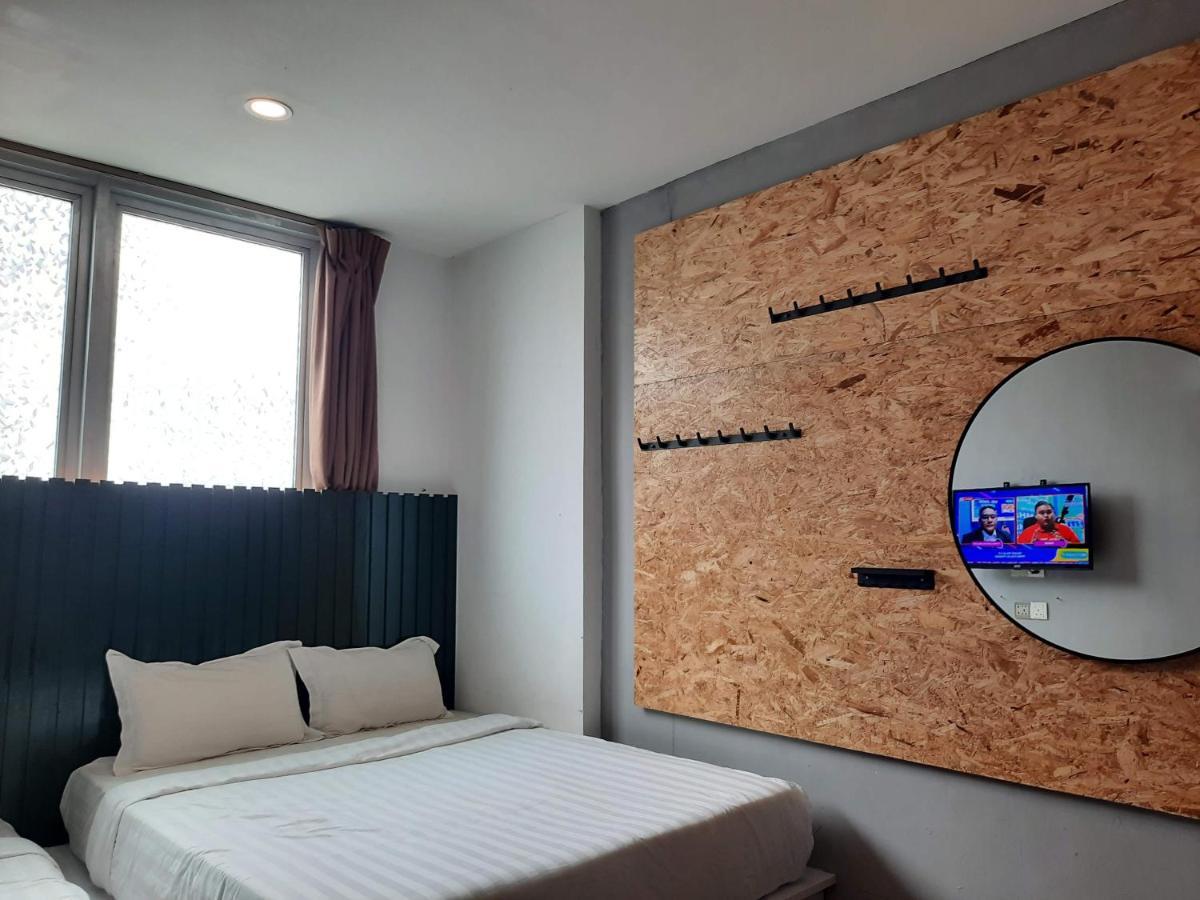 Comma Hotel Bandar Saujana Putra Exteriér fotografie