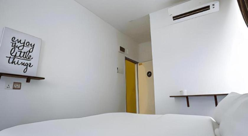 Comma Hotel Bandar Saujana Putra Exteriér fotografie
