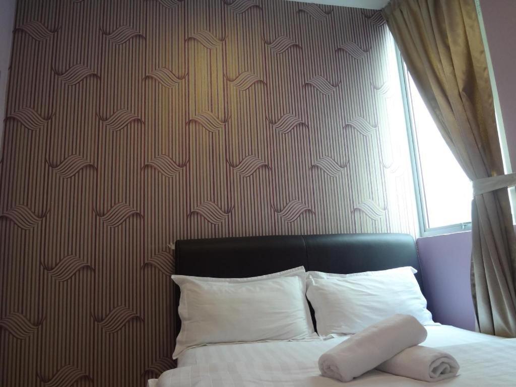 Comma Hotel Bandar Saujana Putra Exteriér fotografie