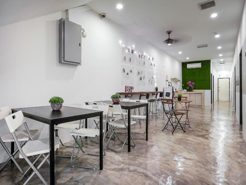 Comma Hotel Bandar Saujana Putra Exteriér fotografie